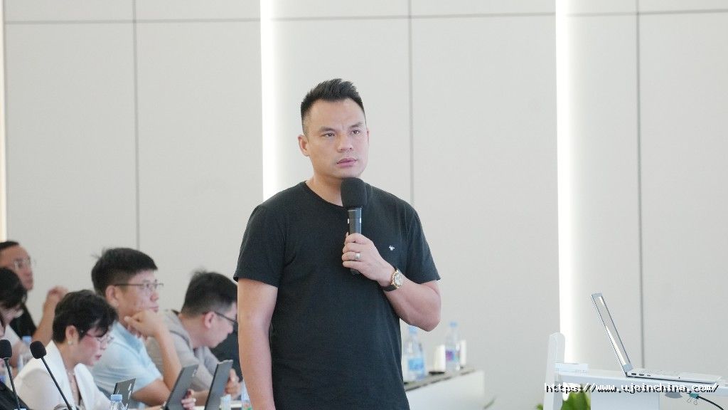 1763368849448480RFGH.jpg 付总.jpg