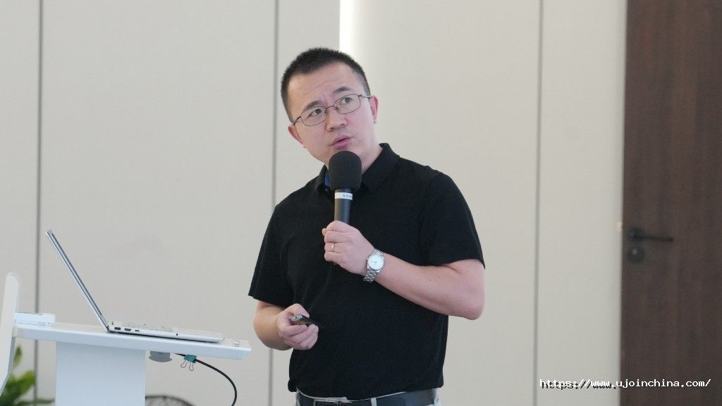 1763368868294777vPmH.jpg 纪总.jpg