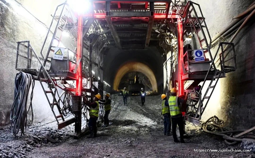 1763435856334818bnmm.jpg 343c512cec0845801025d8b18e220ed4.jpg